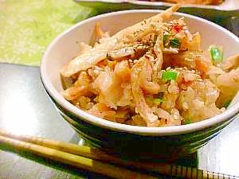 フライパンでおこげも美味しい中華チマキ風味炊き込み